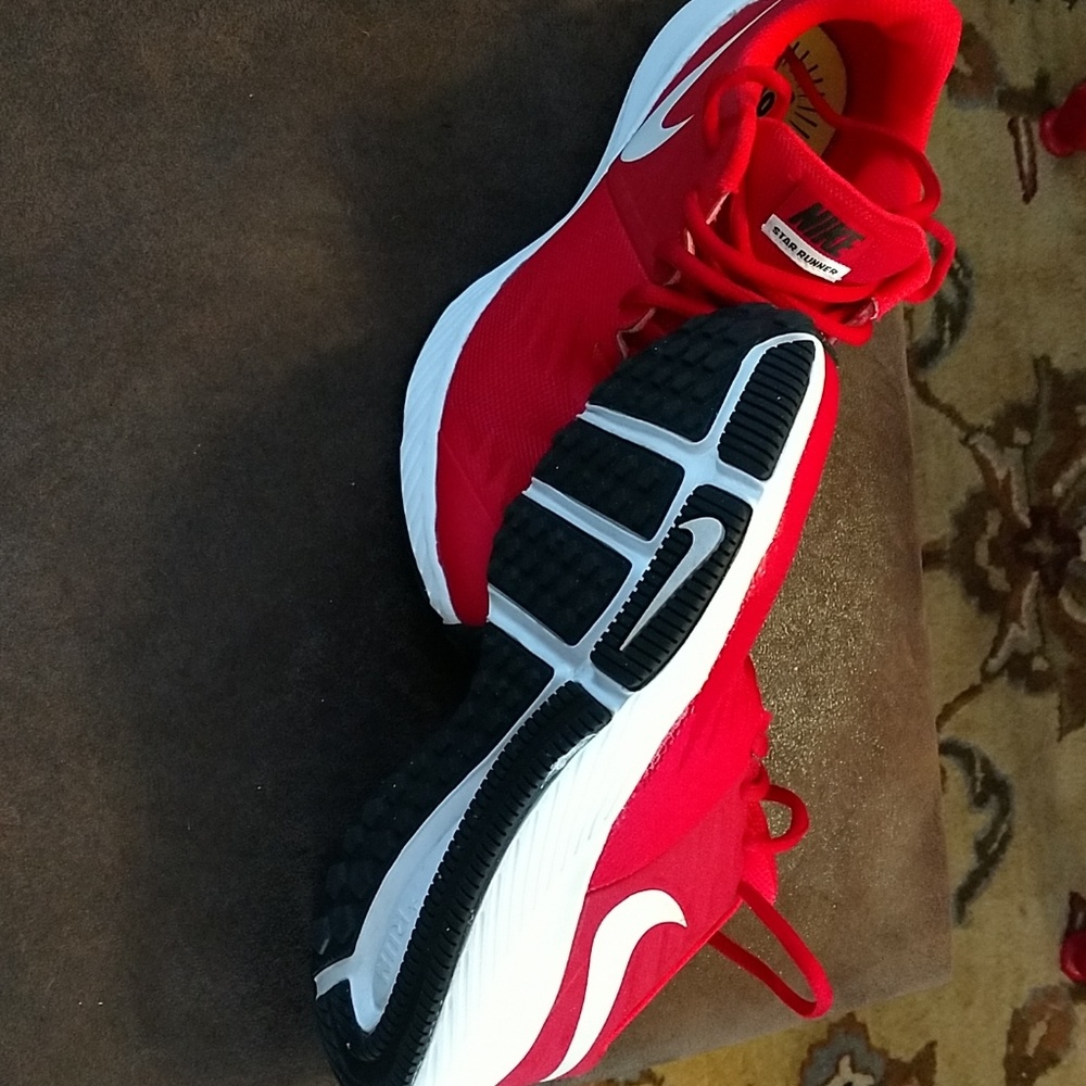 Nike Star Runner